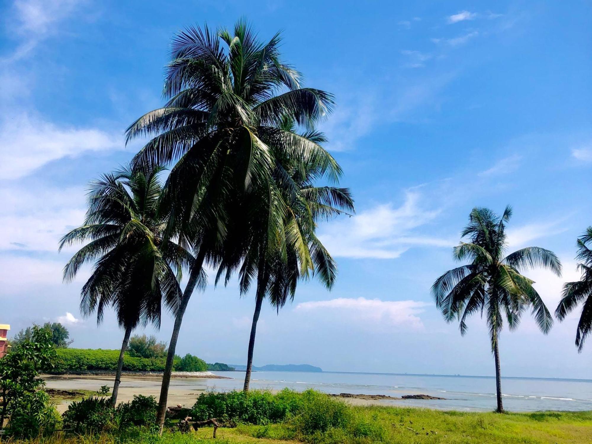 Pd Infront Seaview Apartment Port Dickson Bagian luar foto